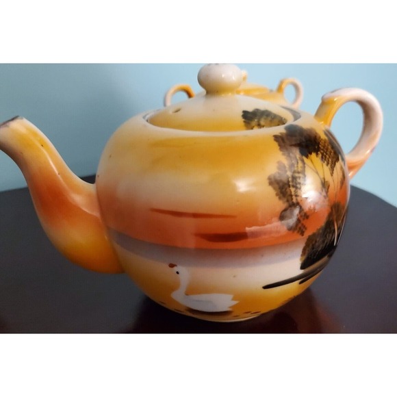Hand Painted Japanese Teapot Set - Picture 6 of 12